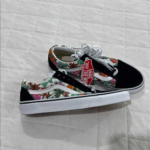 Vans Old Skool Tropical Print Shoes - Picture 2 of 12